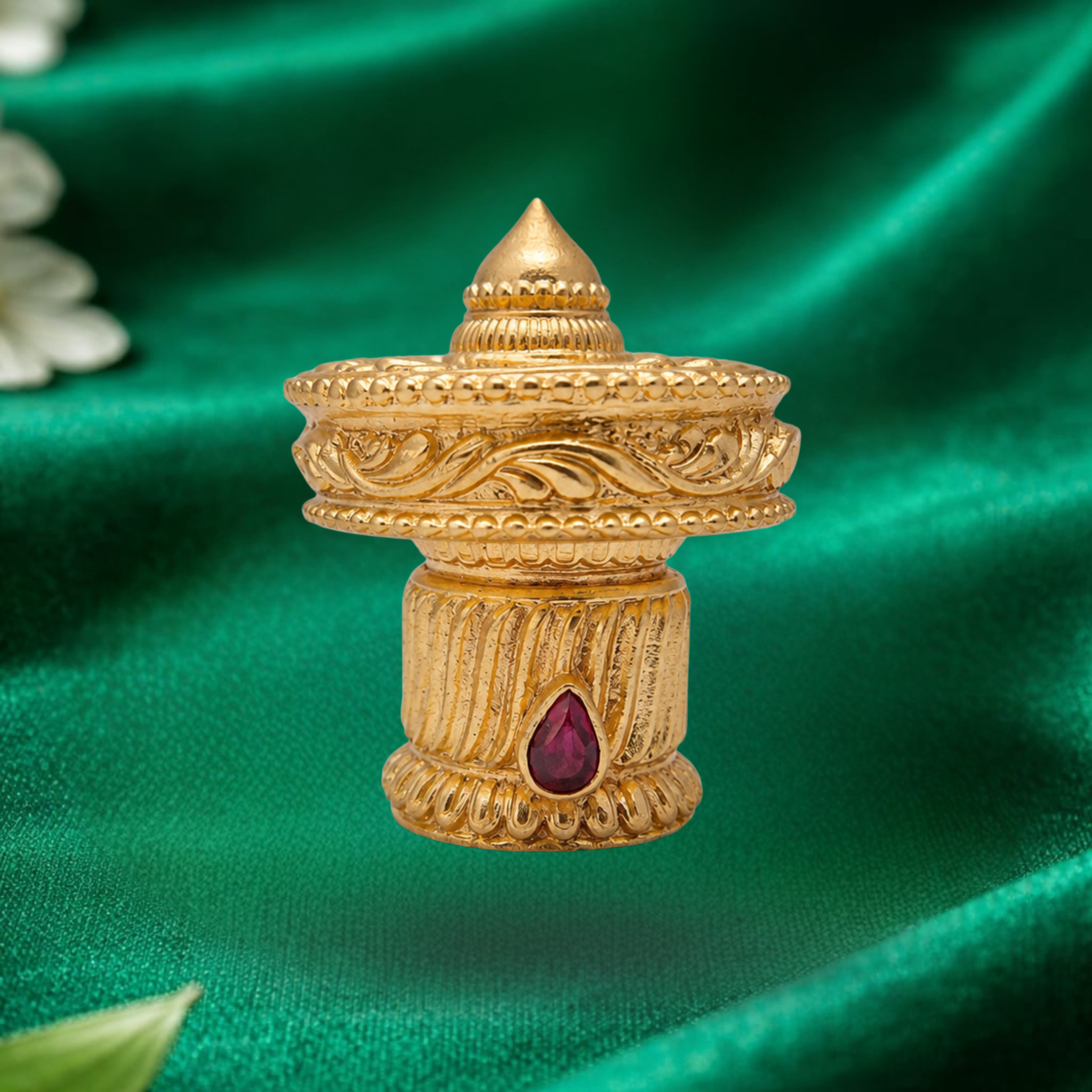 Pandian Kondai Crown