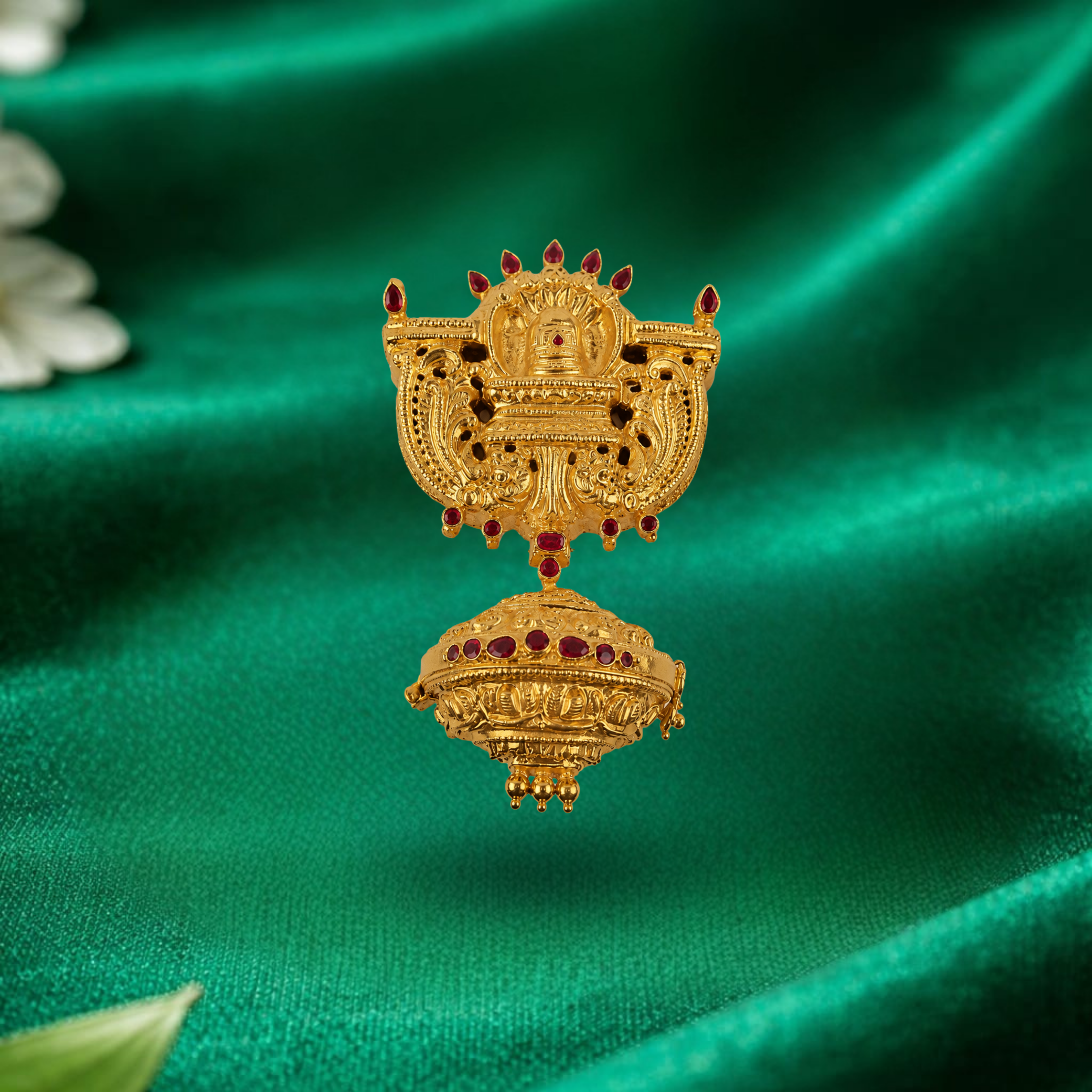 Siva Lingam Pendant With Five-Headed Sarpam (Naga) And Sacred Magarakandigai Box